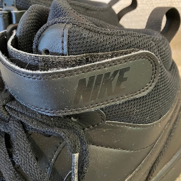 Nike teen size 6Y Black leather  High-Top basketball Sneakers / running shoes - Picture 14 of 16